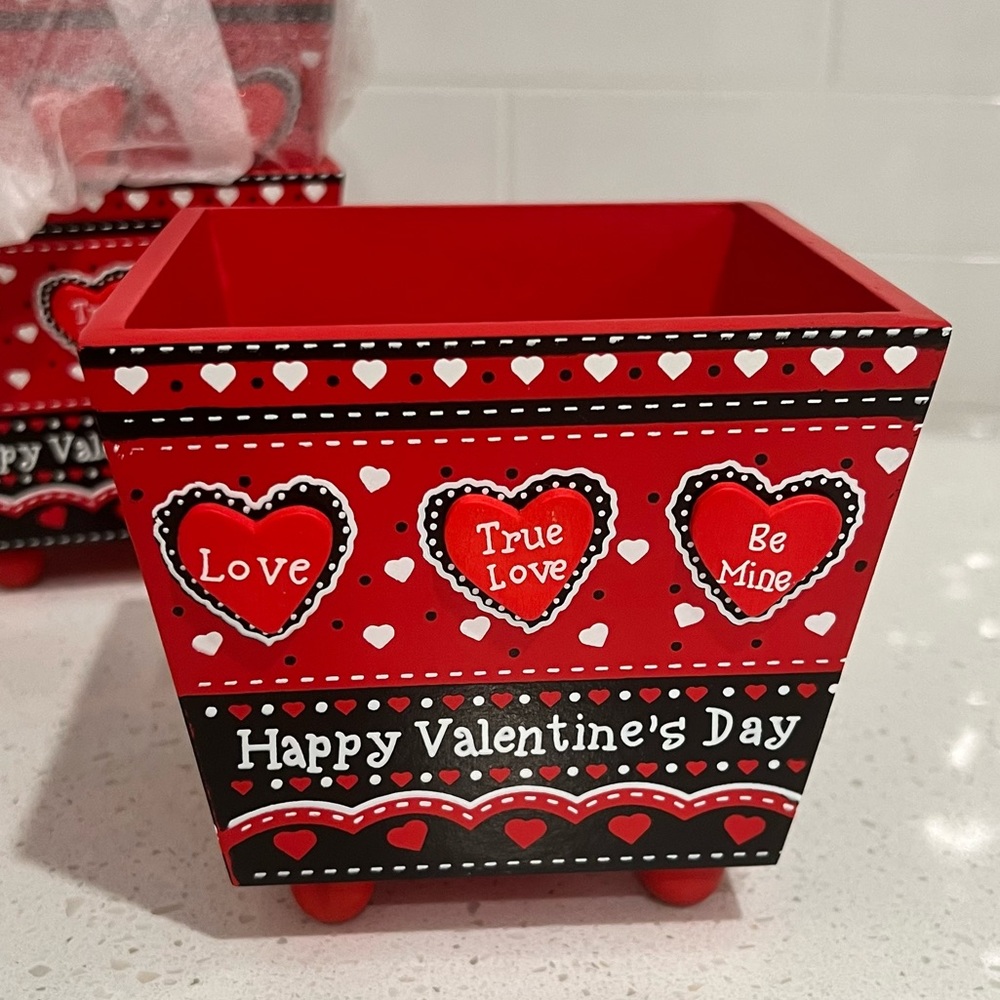 NEW! Valentine’s Conversation Hearts Planter Box